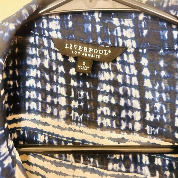 Navy and White Geometric Women's Top - Picture 3 of 4